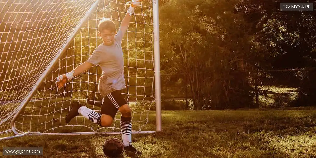 定制专属战靴，脚下生风，赛场称王！👟
